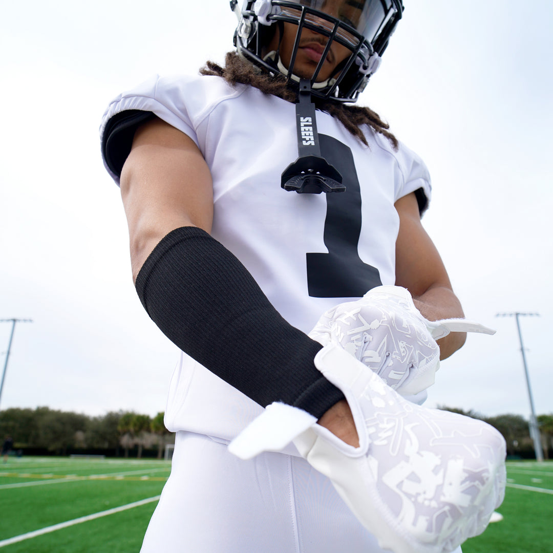 Black Seamless Forearm Sleeve