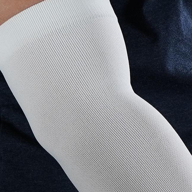 White One Size Fits All Basketball Arm Sleeve