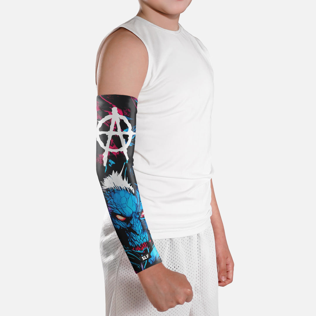 Chaos Howler Kids Arm Sleeve