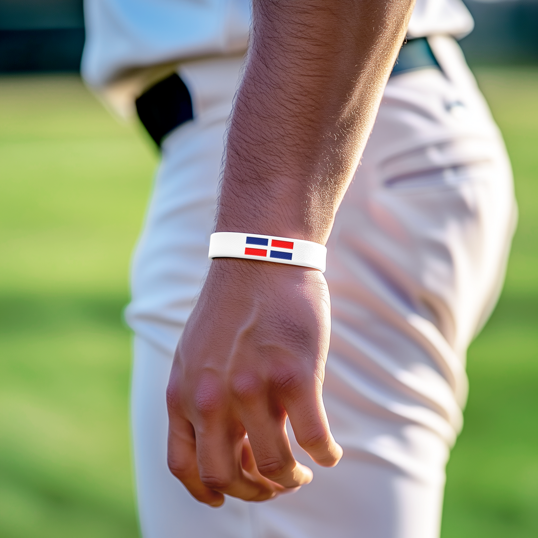 Domincan Republic Flag Motivational Wristband