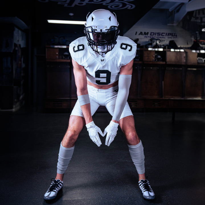 Hue Light Gray One Size Fits All Arm Sleeve