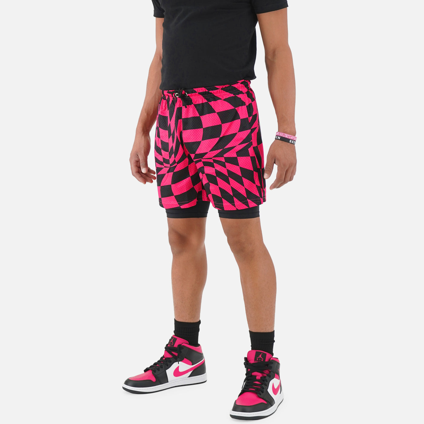 Pink Warped Checkered Shorts - 7"
