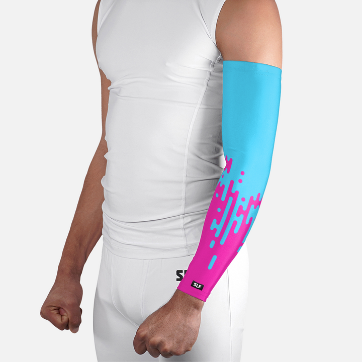 Light-blue/Magenta