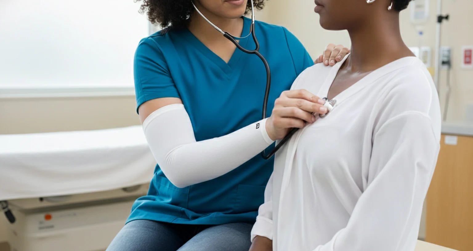 Describes the appearance of the image