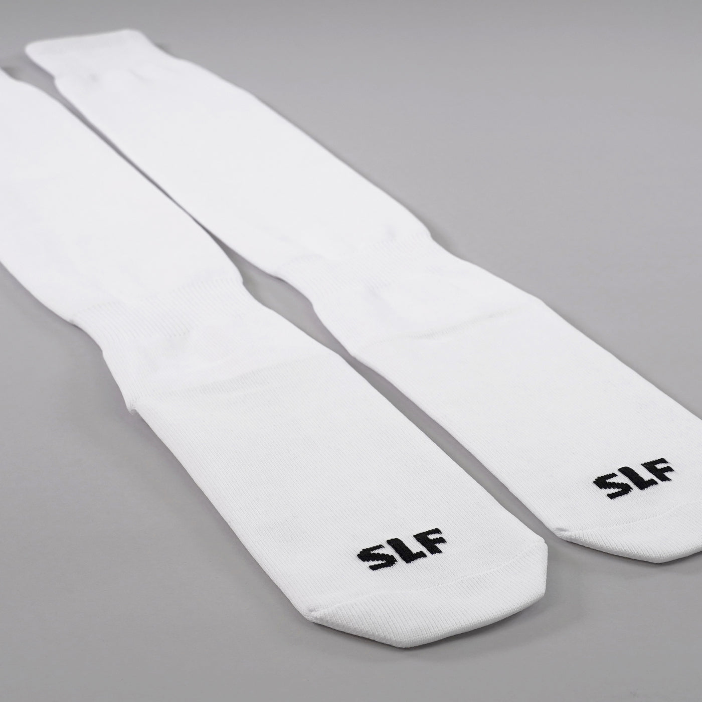 Basic White Long Scrunchie Socks