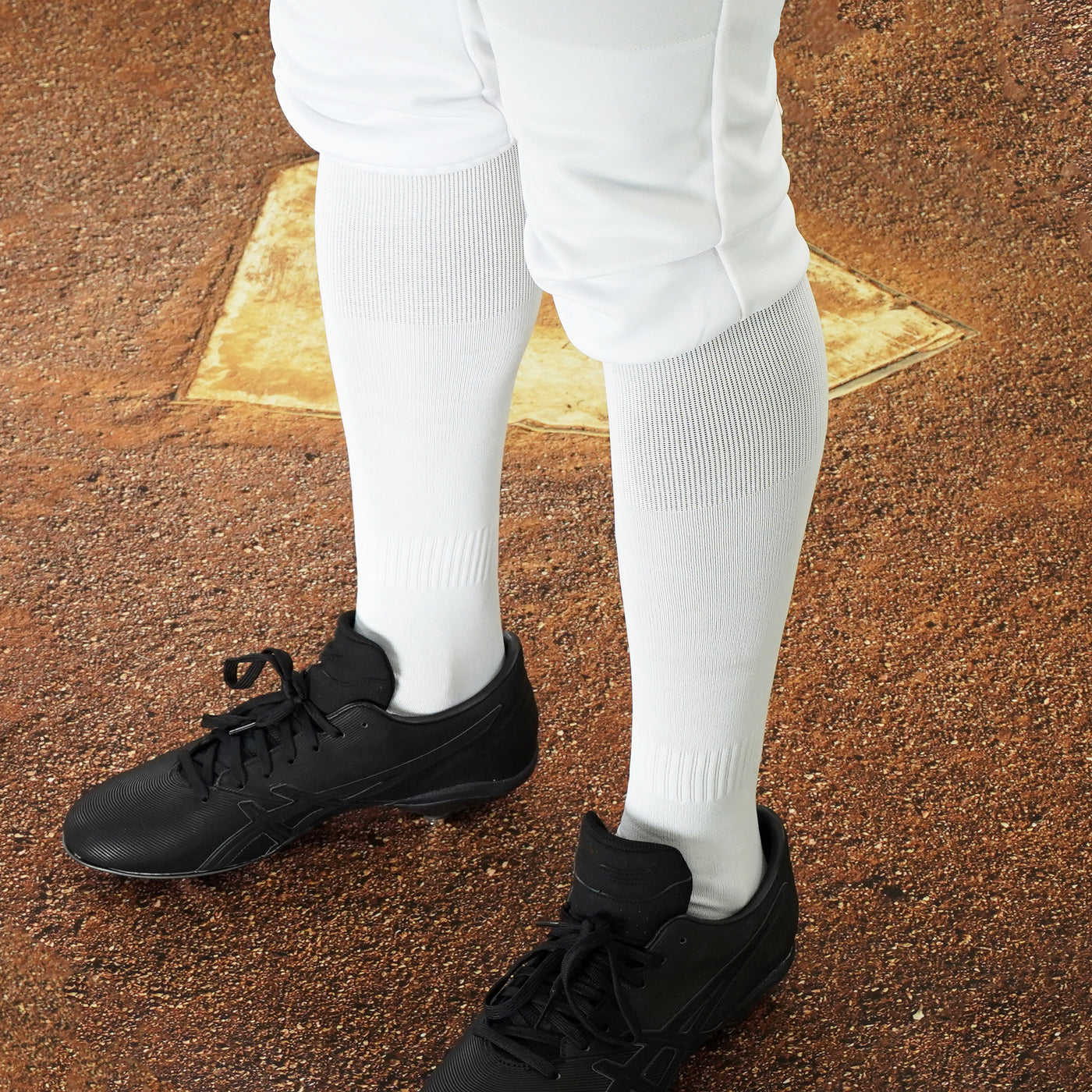 Basic White Baseball Baseball Knee-High Socks
