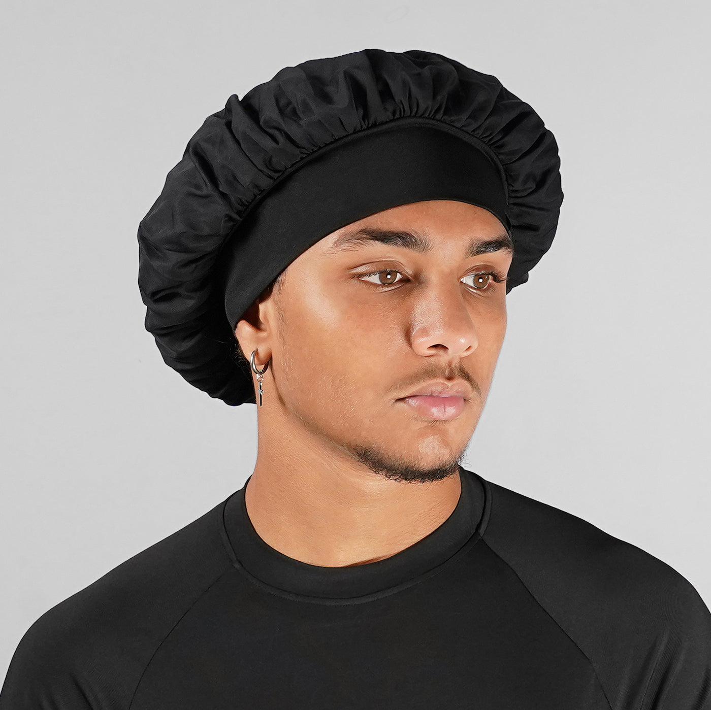 Basic Black Bonnet