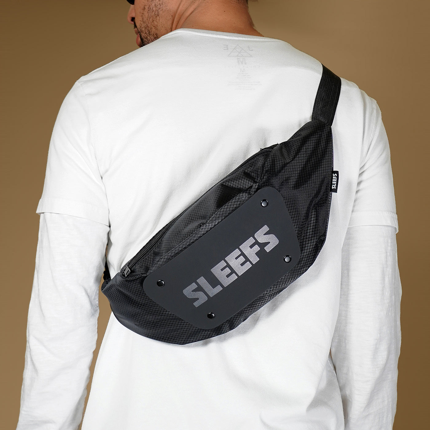 Fanny Pack With Hard Shell (BackPlate)