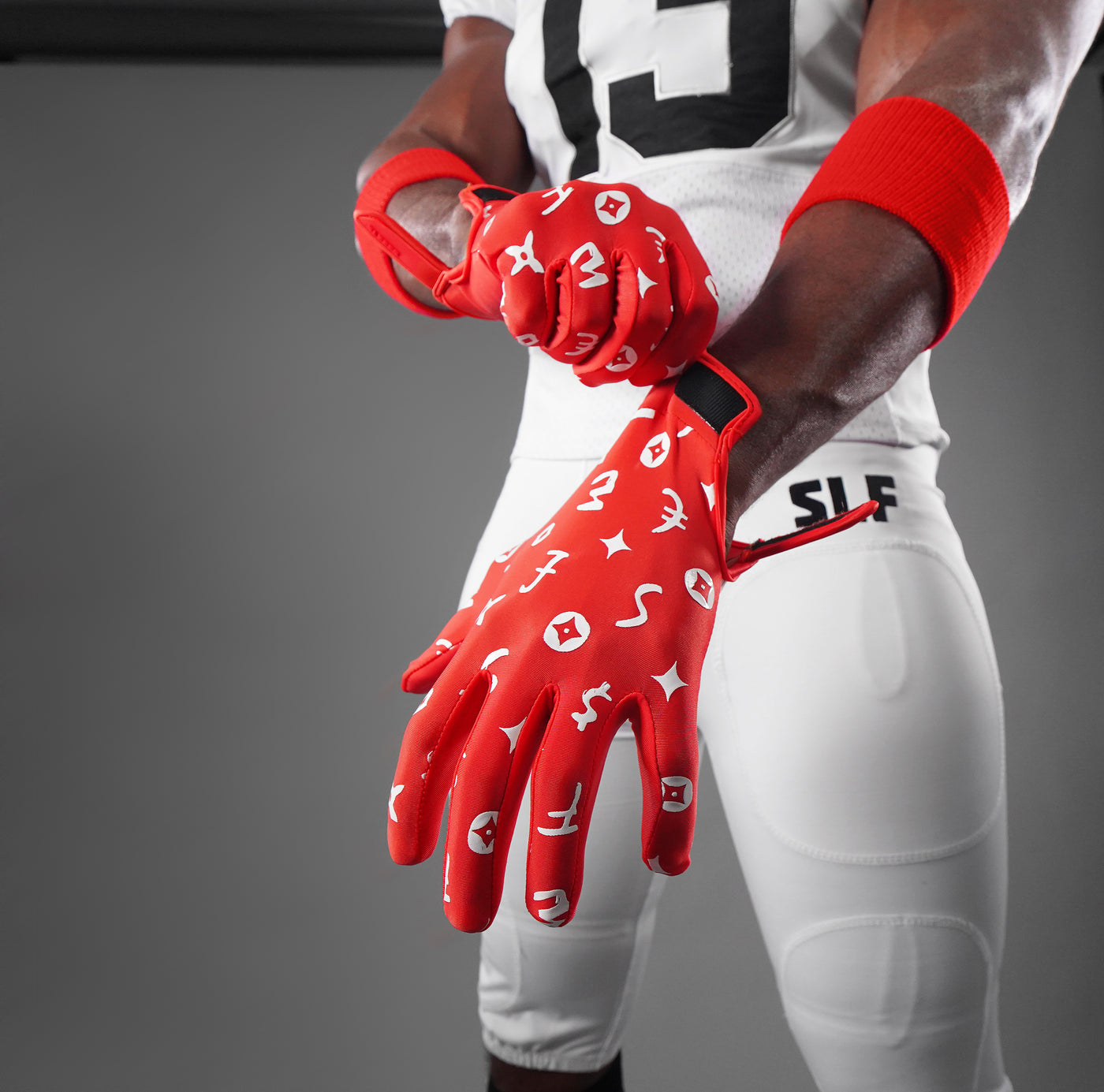 Hue Red Sticky Football Receiver Gloves – SLEEFS